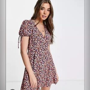 NWT ASOS tie dress with buttons